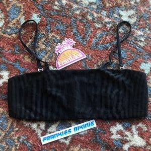 Frankie’s bikinis Scarlett top S
